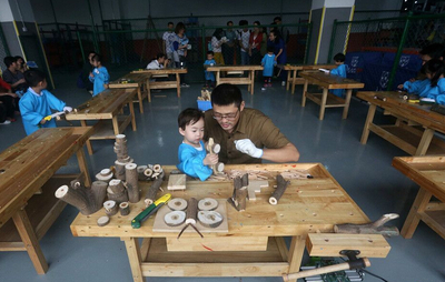 廣州天價幼兒園 19.8萬一年，高爾夫與廣告設計背后的教育迷思